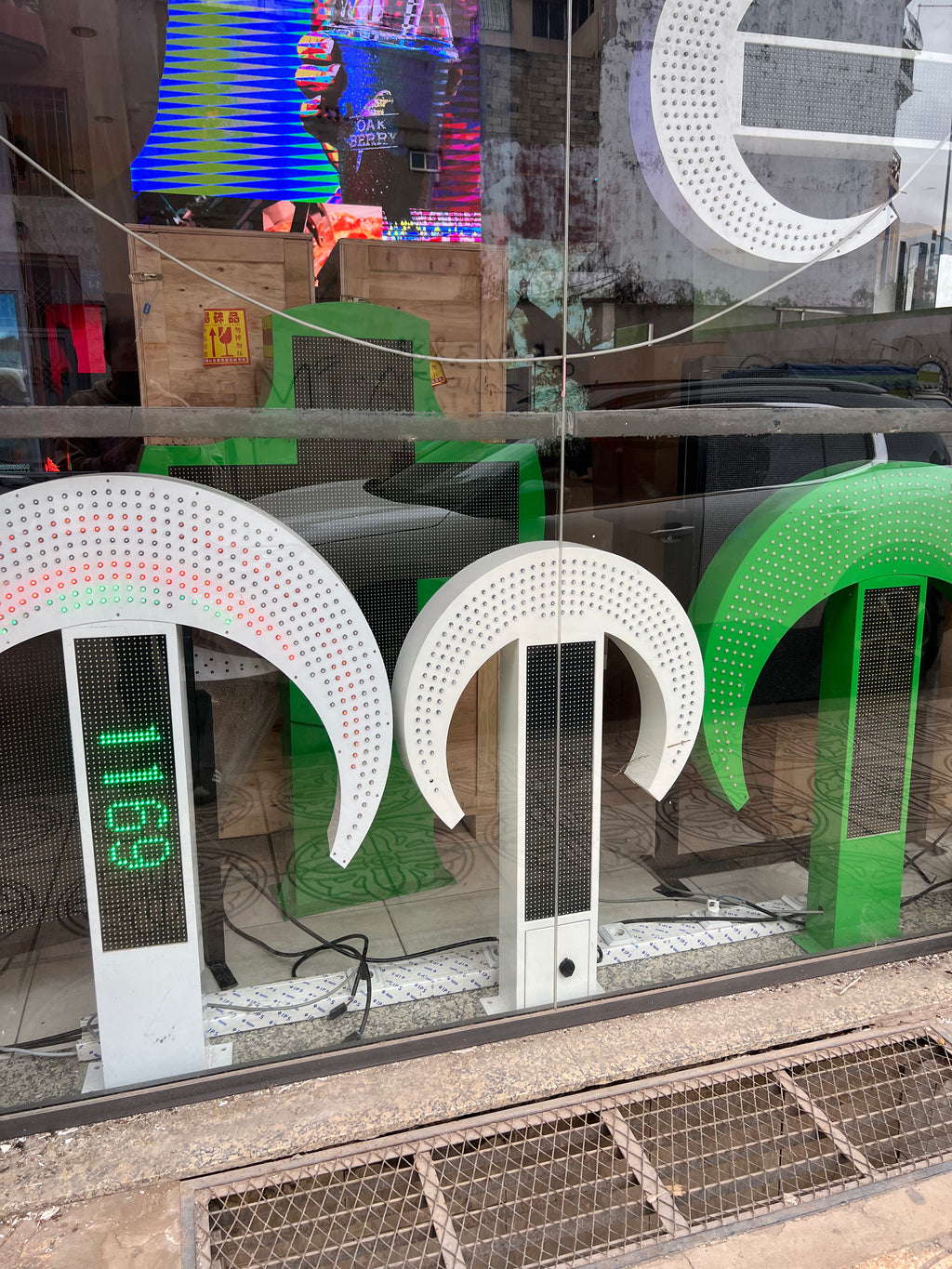 Enseigne LED Pharmacie Programmable – Modèle Croissant & Croix (Double Face)